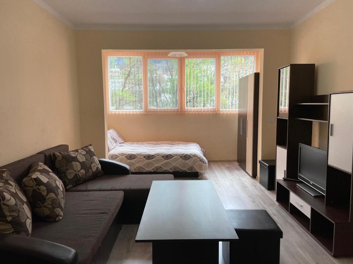 데빈 Apartament Emaia 아파트 외부 사진