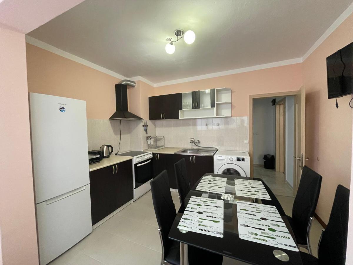 데빈 Apartament Emaia 아파트 외부 사진