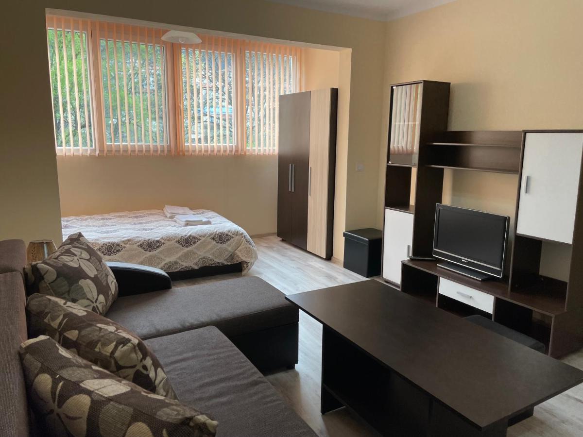 데빈 Apartament Emaia 아파트 외부 사진