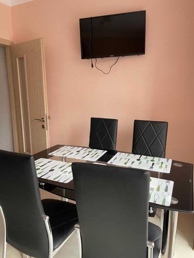 데빈 Apartament Emaia 아파트 외부 사진